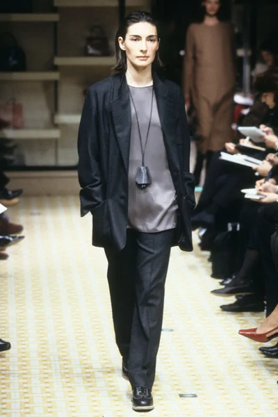 Look 5